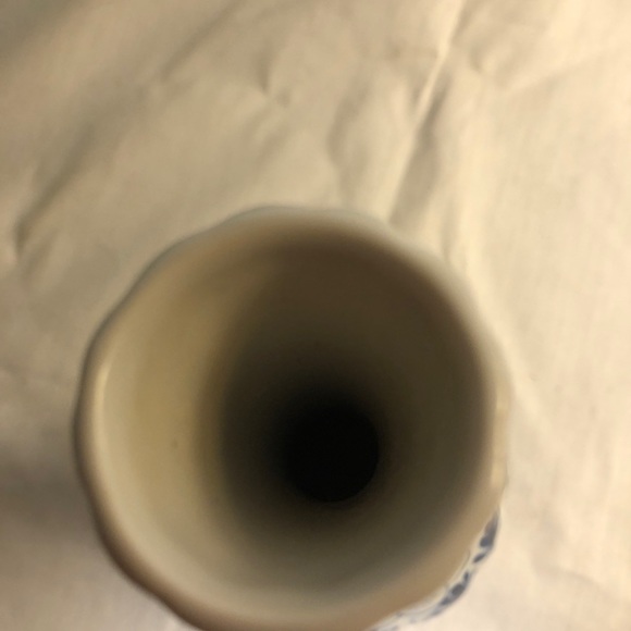 SALE Pair of Handcrafted in Thailand Blue & White Ceramic Bud Vases. 6.75” tall - Picture 6 of 7